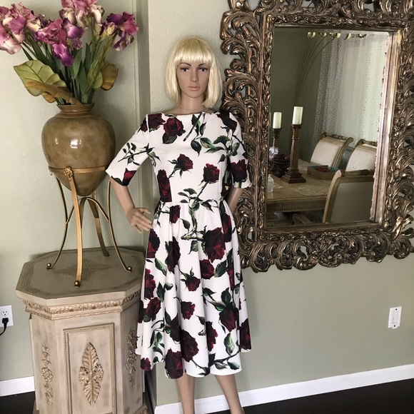 Dresses & Skirts - Very beautiful dress